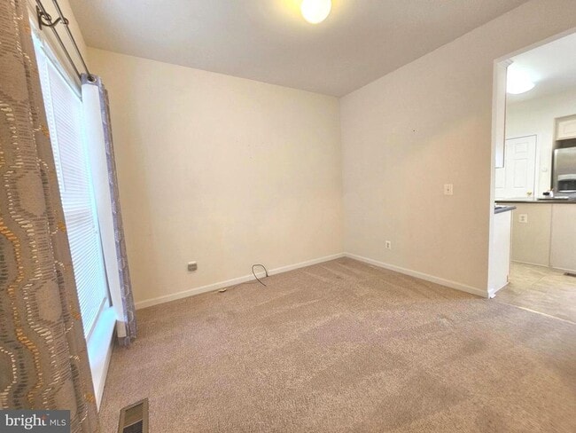 Building Photo - 1969 Peachtree Ct