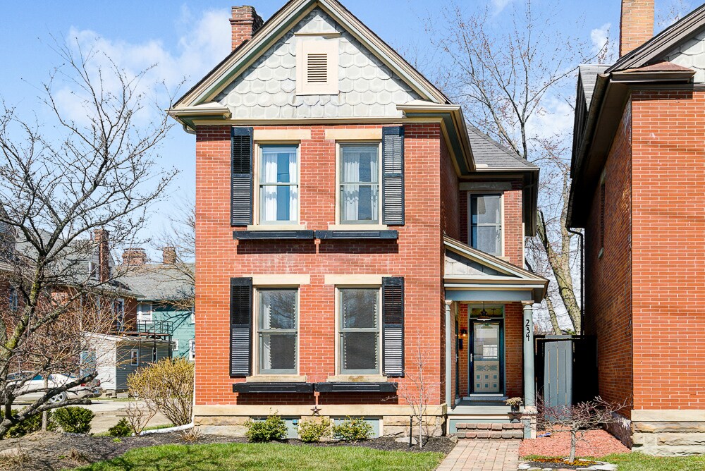 Primary Photo - 234 E 2nd Avenue