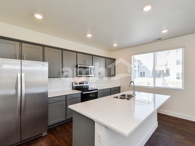 Building Photo - 7618 Mardale Ln