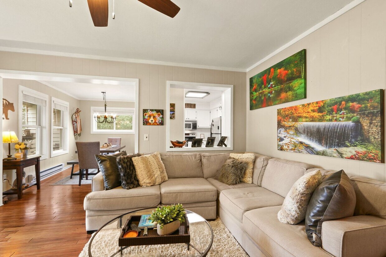 Foto principal - 1216 Pinnacle Rdg Rd