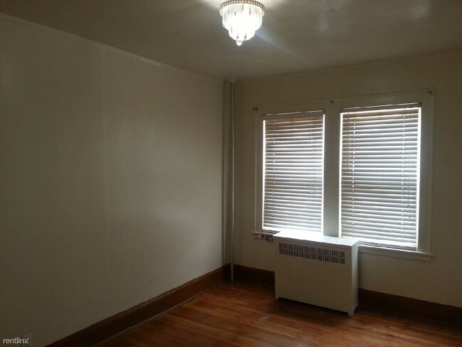 Foto del edificio - 2728 14th St