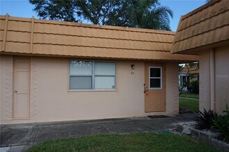 Building Photo - 1801 Bedford Ln