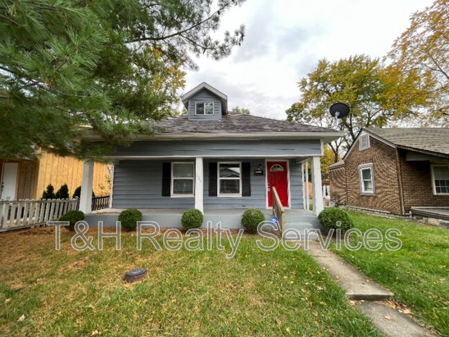 Building Photo - 1629 Hoefgen St
