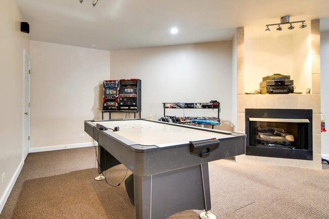 Building Photo - 777 Shoe Factory Rd