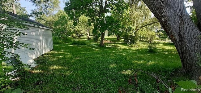 Building Photo - 965 Walton - Studio