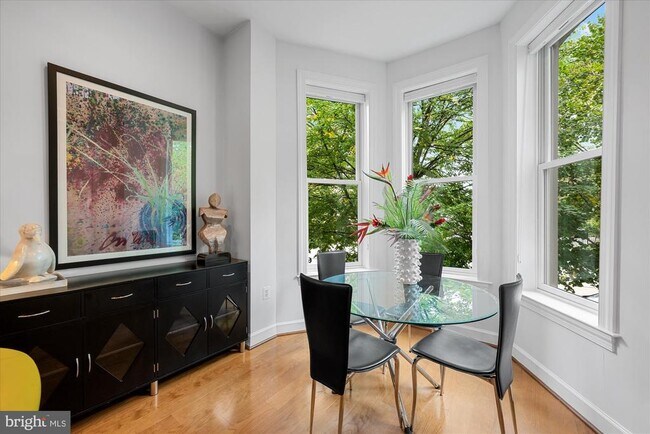 Foto del edificio - 1508 R St NW