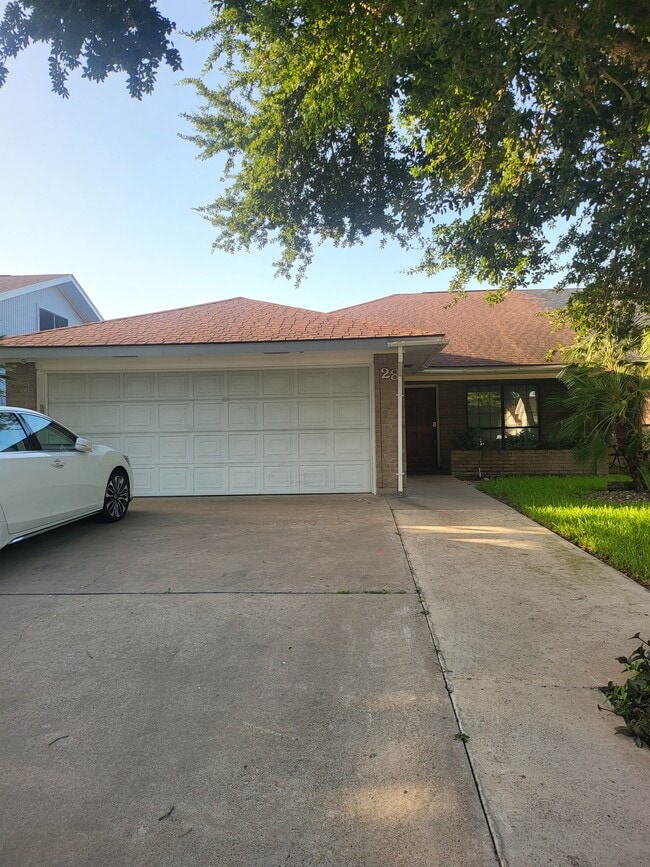 Building Photo - 2401 S Jackson Rd