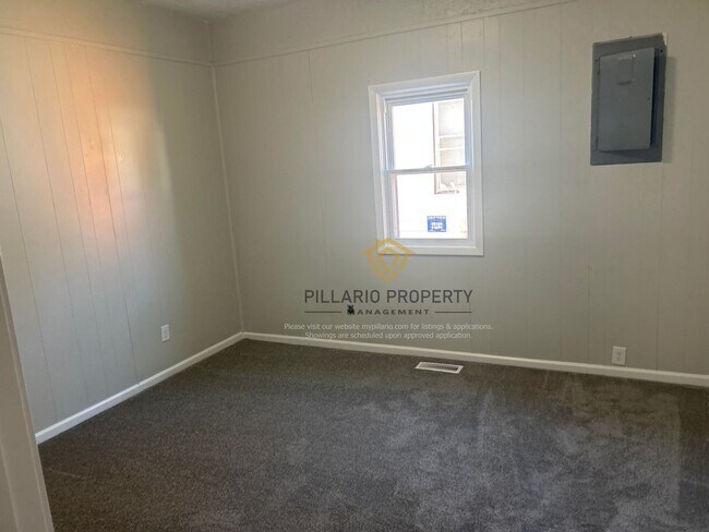 Building Photo - Anderson 3 Bed / 1 Bath Home!