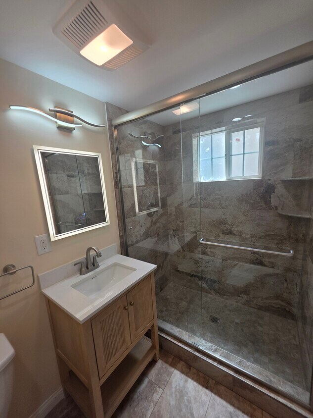Foto principal - 19119 Stagg St