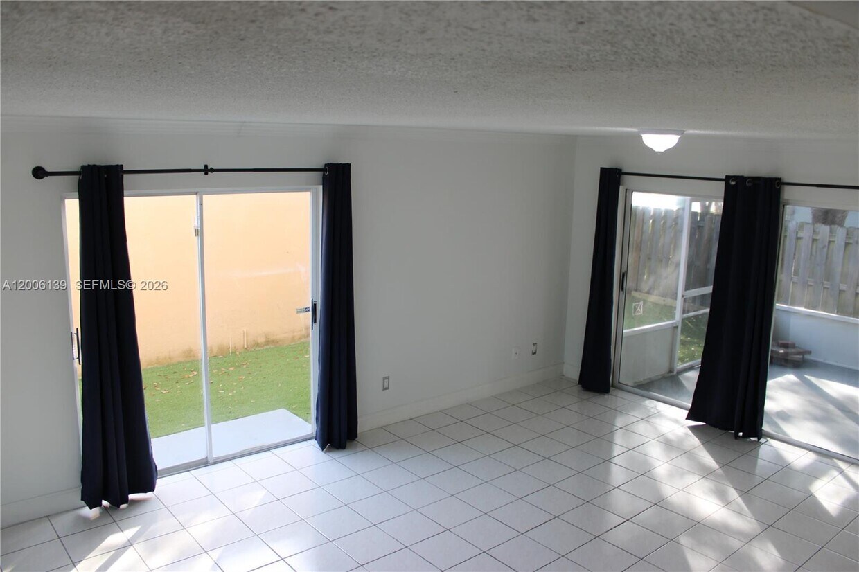 Foto del edificio - 15167 SW 94th Terrace
