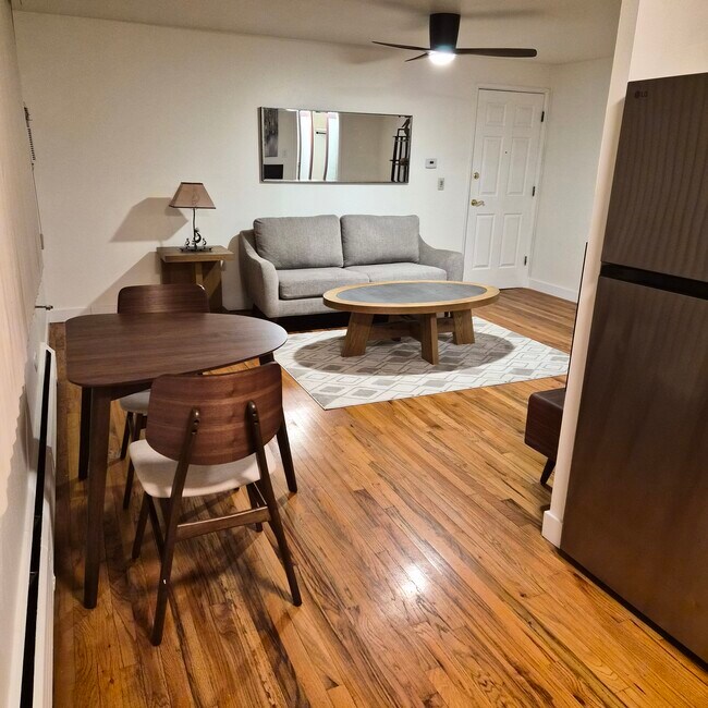 Foto del edificio - 985 N Corona St