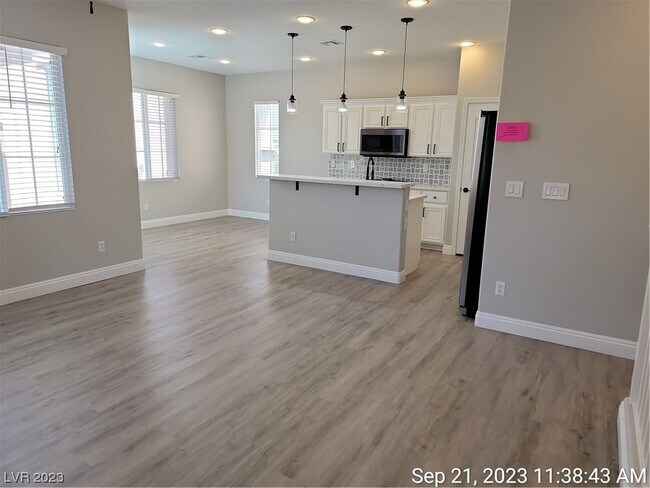 Building Photo - 9829 Lime Tree St