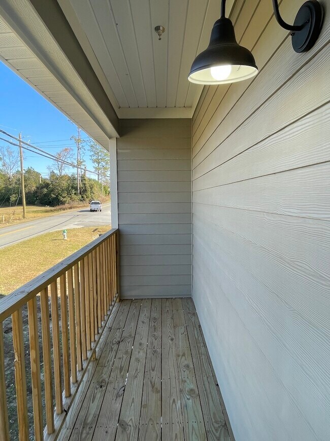 Foto del edificio - 1725 Spring Hill Pl