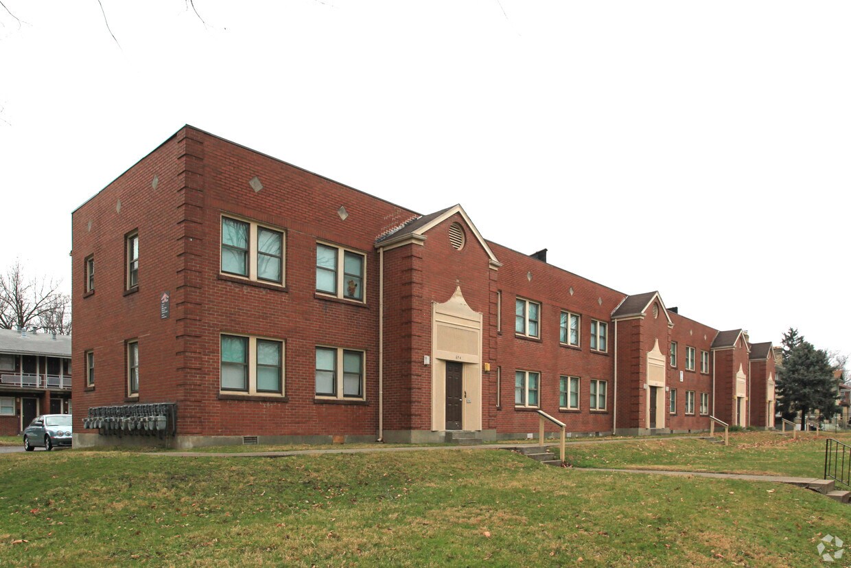 4407 Elliott Ave, Louisville, KY 40211 Apartments in Louisville, KY