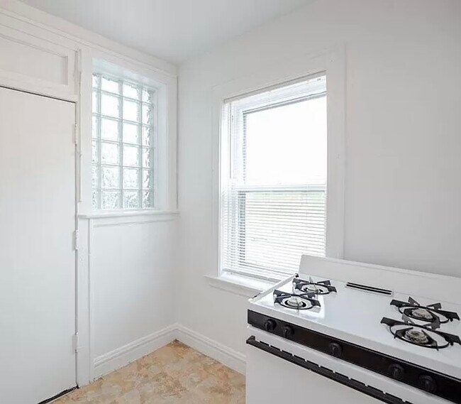 Foto del edificio - 5910 W 26th St