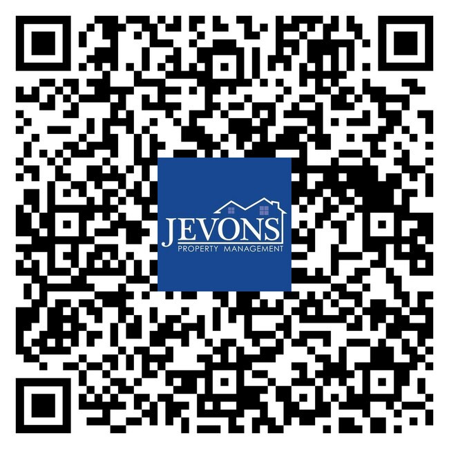 Building Photo - Spacious 4-bedroom family home with a full...