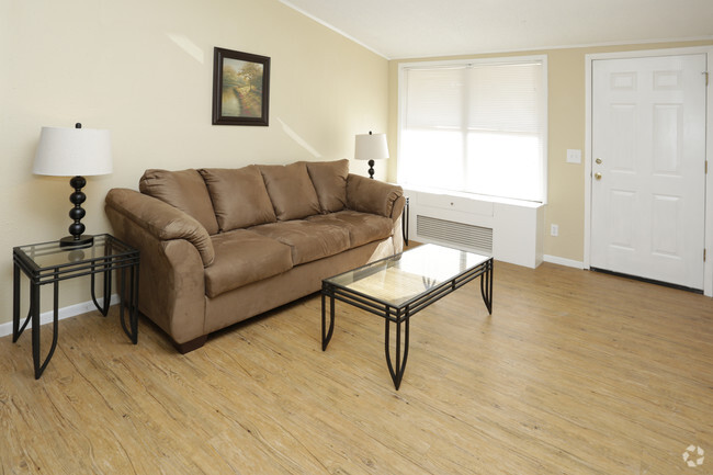 1BR,1BA_576 SF - The Village at Sunset Pointe