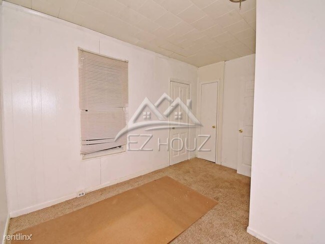 Building Photo - 4 br, 2 bath Apartment - 3732 Old York Road