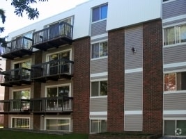 Building Photo - Second Street Manor