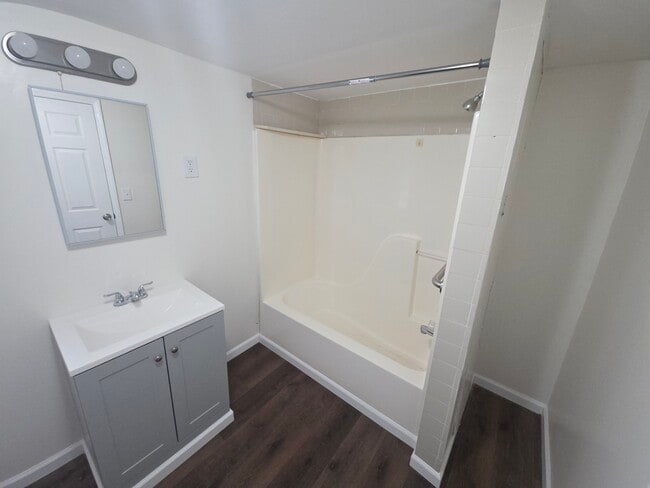 Building Photo - 240 Marshall St