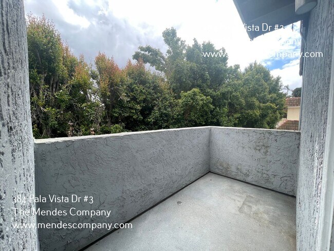 Building Photo - 384 Pala Vista Dr