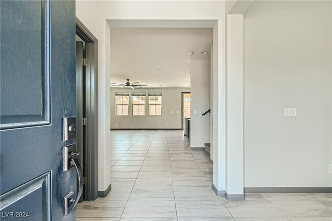 Foto del edificio - 10271 Bark Pine Ct