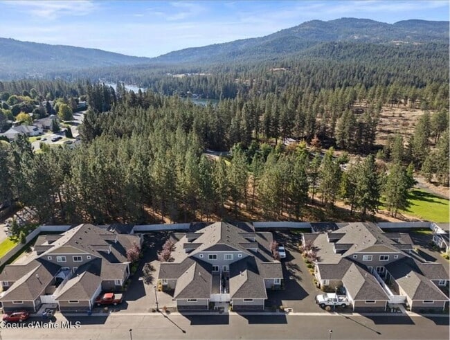 Building Photo - Condo at the Village at Black Bay