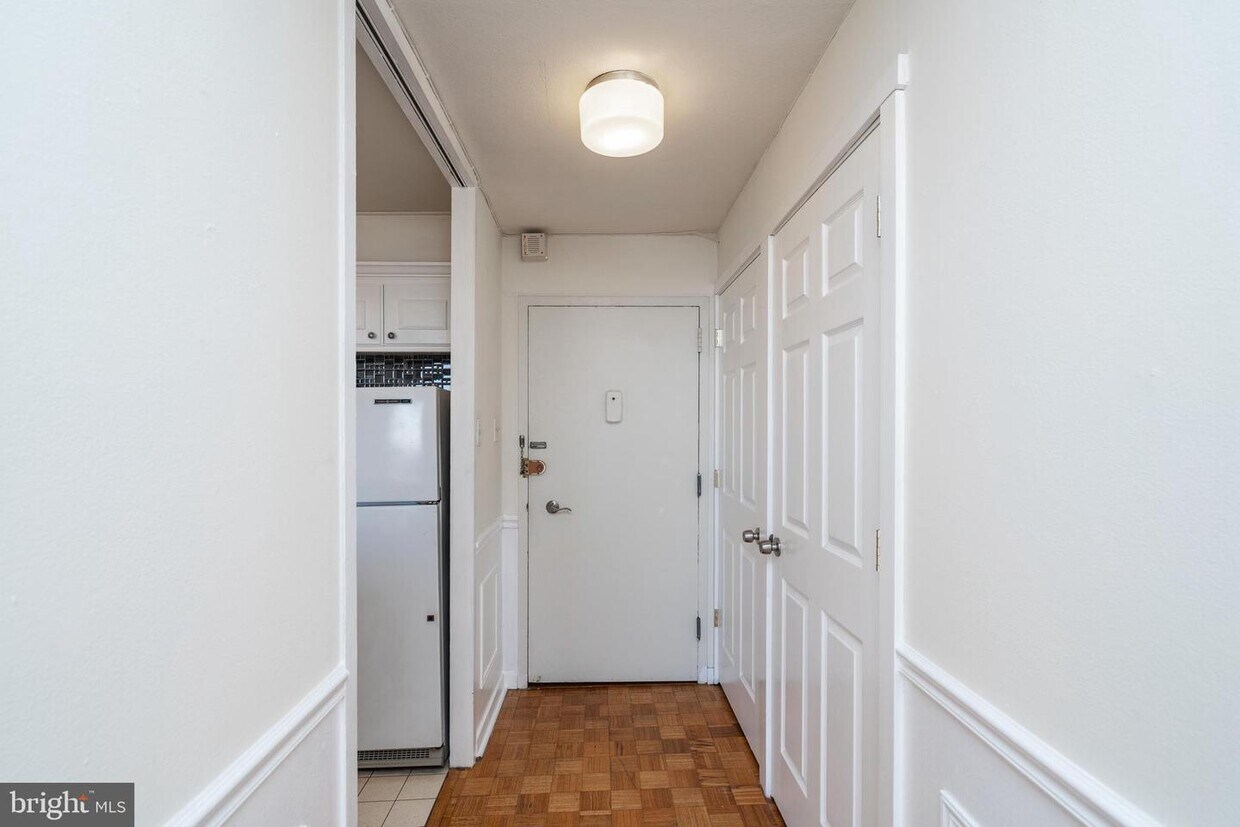 22430 W Rittenhouse Square Unit 809, Philadelphia, PA 19103