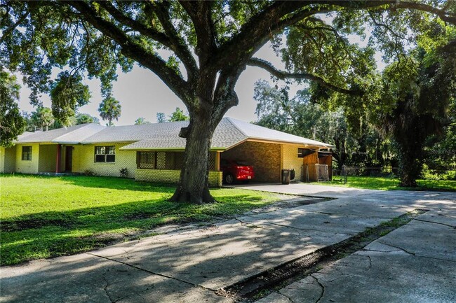 Building Photo - 112 Crescent Blvd