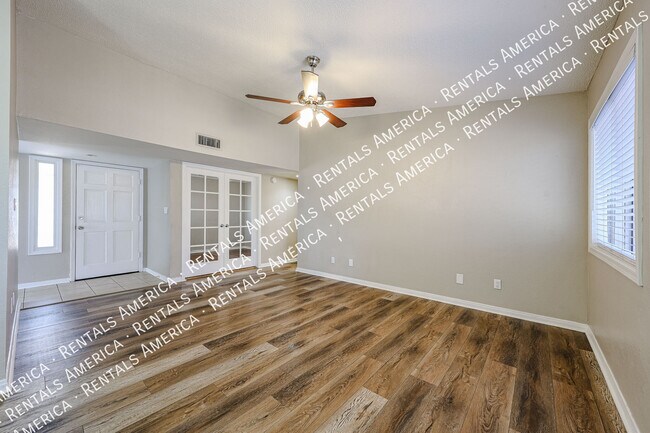 Foto del edificio - 2507 W Greenway Rd