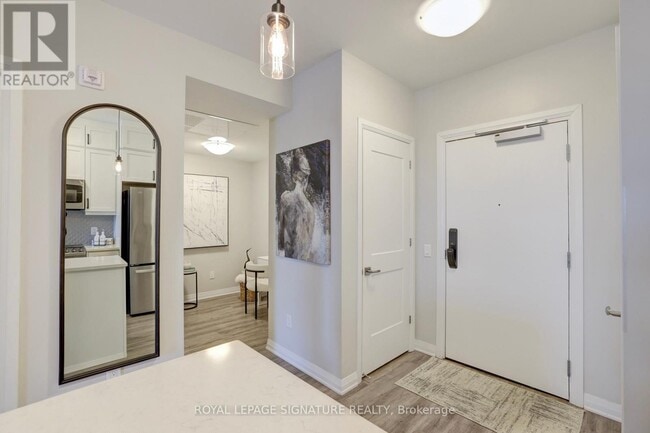 Photo du bâtiment - 95 Dundas St W