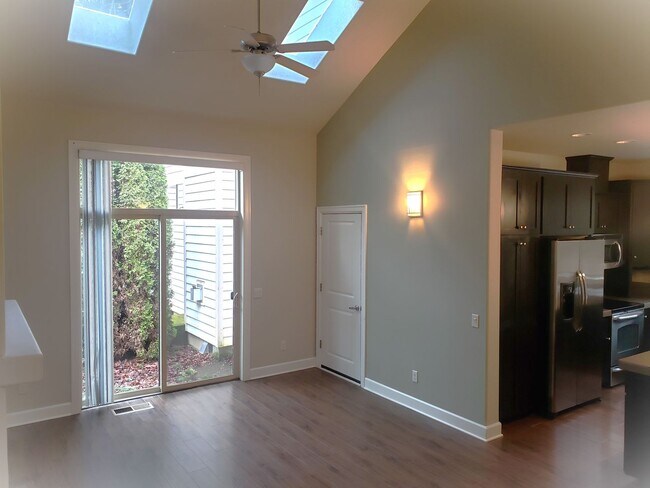 Foto del edificio - Modern Home in SW Portland