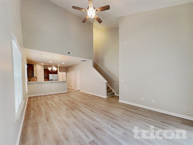 Building Photo - 158 Eventine Way