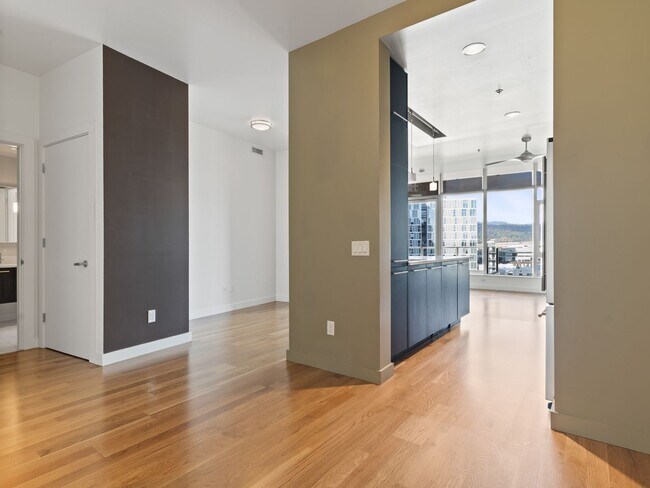 Foto del edificio - 949 NW Overton St