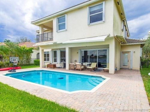 Building Photo - 1454 Lantana Dr