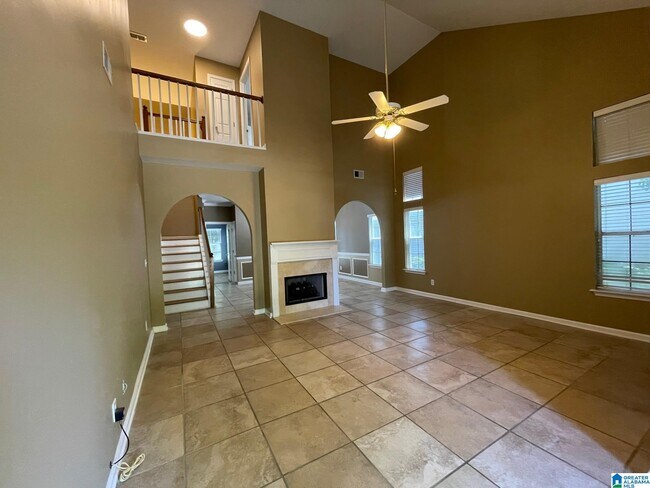 Foto del edificio - 2413 Mountain Dr