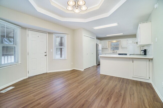 Foto del edificio - 1820 NE Whitestone Dr