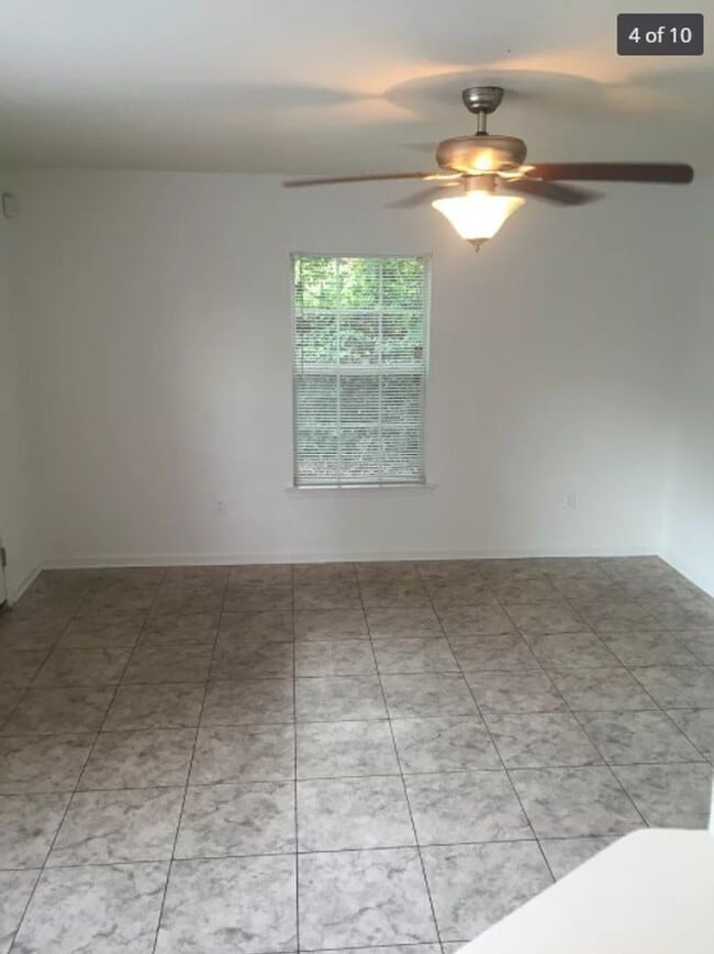 Photo - 1524 Hudson St Apartment