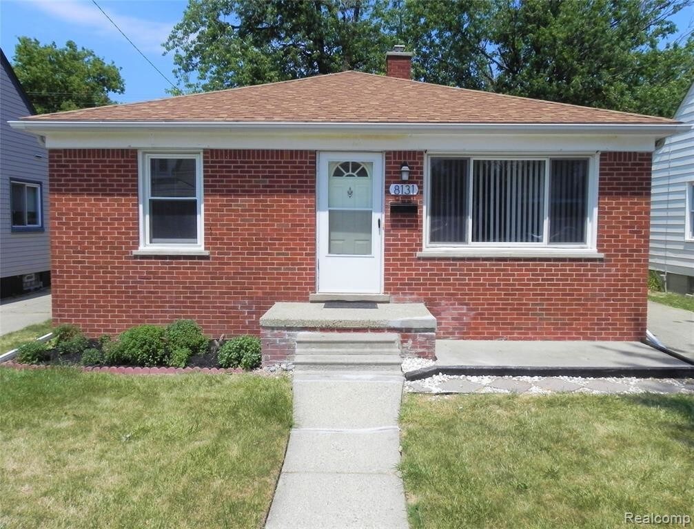 Primary Photo - 8131 Theisen St