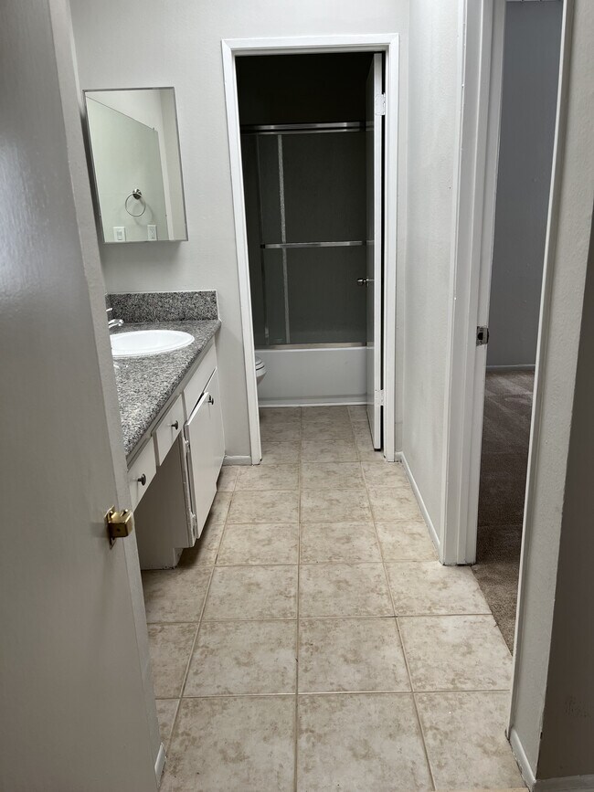 Foto del edificio - 11110 Moorpark St