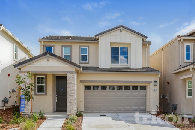 Building Photo - 2653 Miller Run Ln