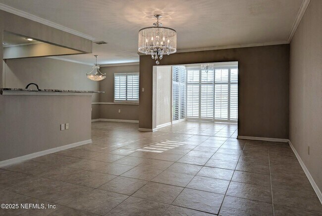 Building Photo - 2325 Costa Verde Blvd