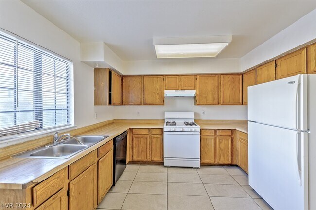 Building Photo - 7030 Burcot Ave