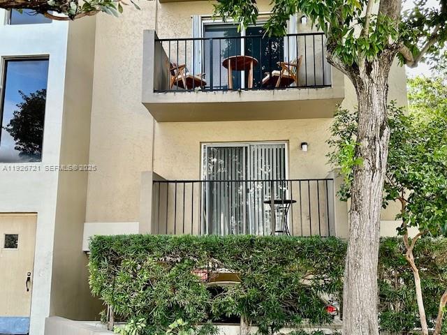 Foto del edificio - 110 Salamanca Ave