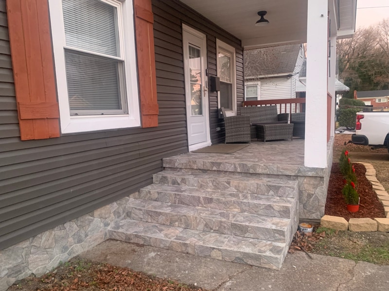 Building Photo - 381 Leeland Ave