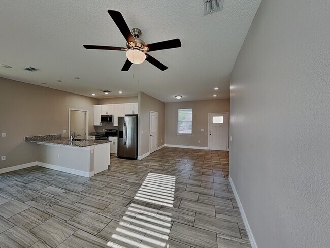 Foto del edificio - 1752 Sail Ct