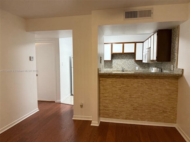 Building Photo - 15290 SW 106th Ln