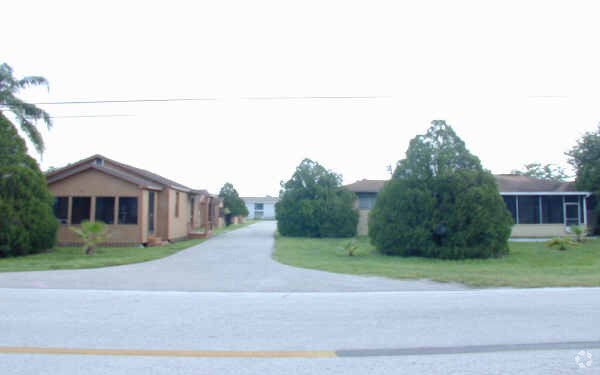 Foto del edificio - Northside Villas
