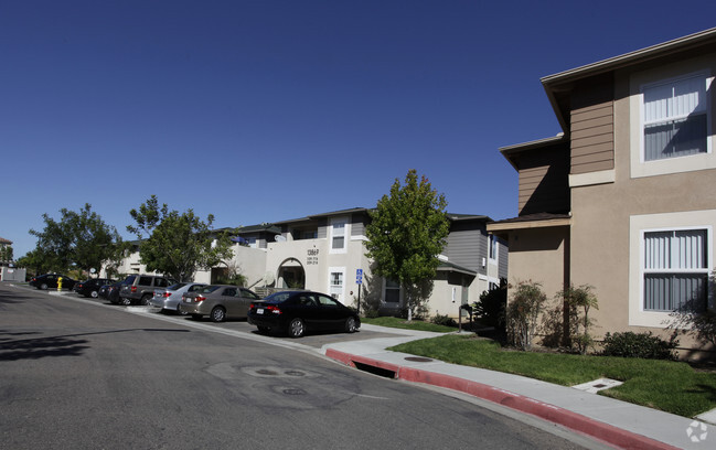 Building Photo - Torrey Del Mar Apartments