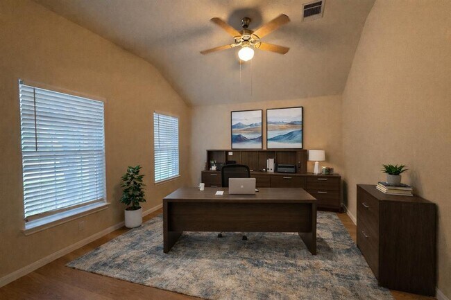 Foto del edificio - 125 Ashwood S